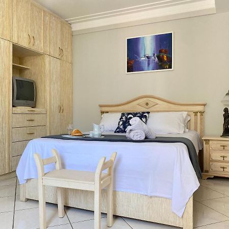 Jgd94 - Ao Lado Do Calcadao, Climatizado, Wi-Fi Apartman Balneário Camboriú Kültér fotó