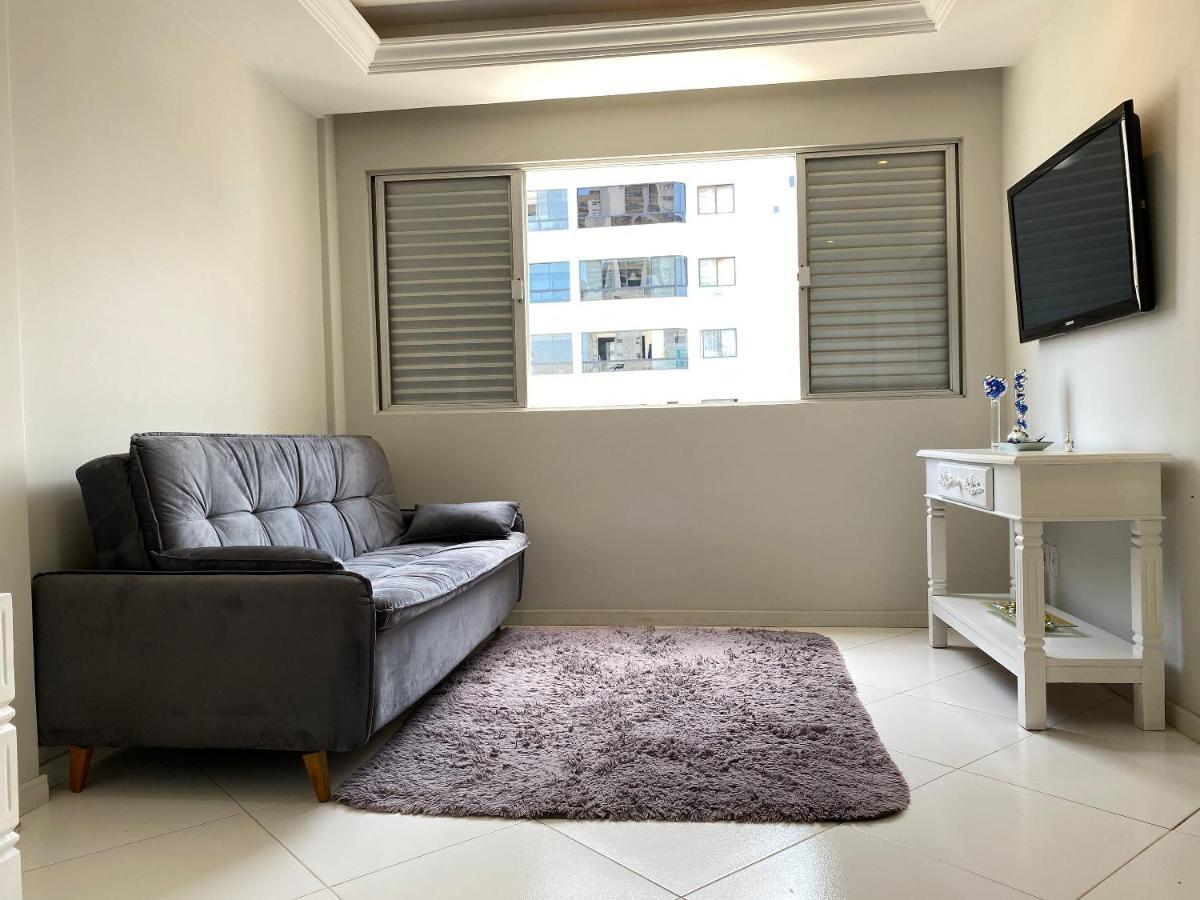 Jgd94 - Ao Lado Do Calcadao, Climatizado, Wi-Fi Apartman Balneário Camboriú Kültér fotó