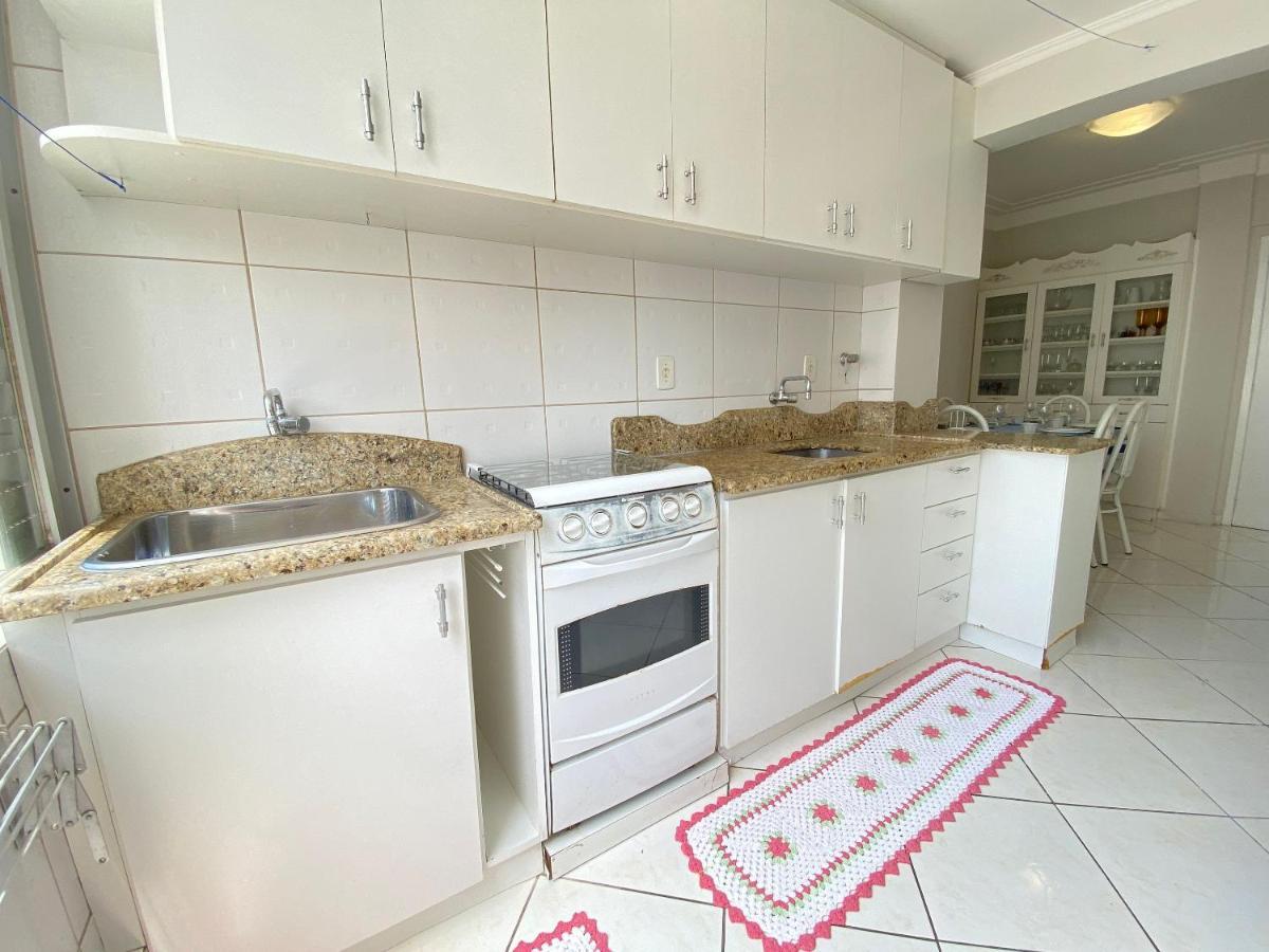 Jgd94 - Ao Lado Do Calcadao, Climatizado, Wi-Fi Apartman Balneário Camboriú Kültér fotó